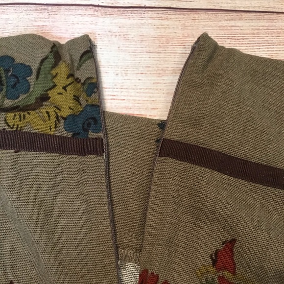 CAbi Turnberry Maggie Floral Embroidered A-Line Skirt Size 8 - Picture 7 of 12